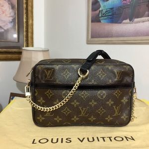 Louis Vuitton Compiegne 23  Clutch/Shoulder Bag